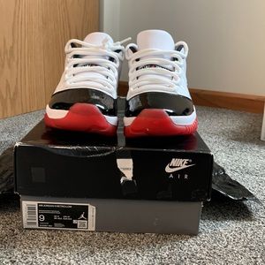 Jordan 11 retro low